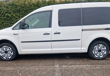VW Caddy Maxi 208.000 km 11.950 &euro; München 81371