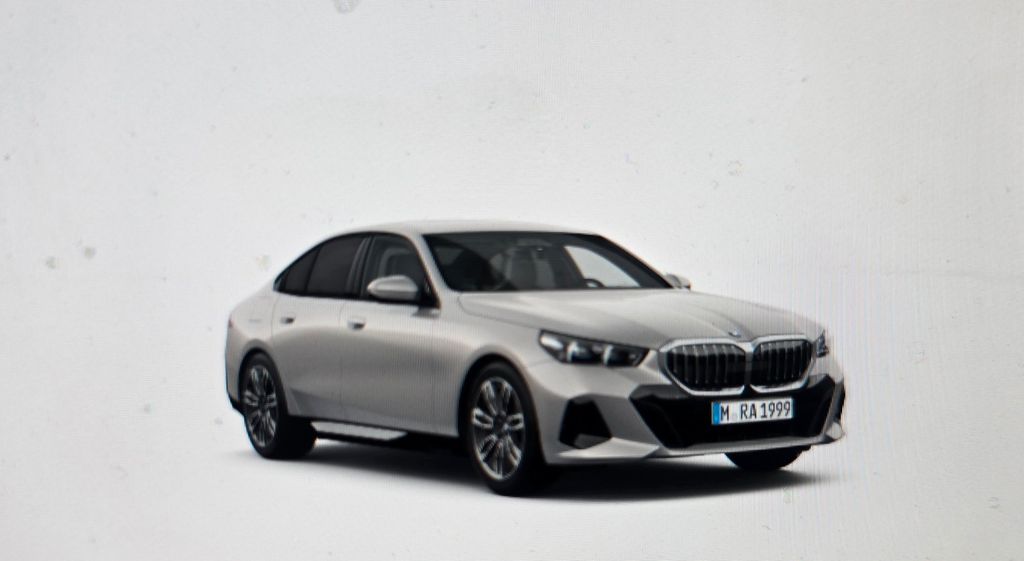 BMW 540 1.600 km 65.900 &euro; München 81673