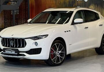 Maserati Levante 65.358 km 44.900 &euro; München 81829