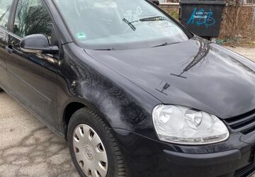 VW Golf 199.099 km 1.999 &euro; München 81929