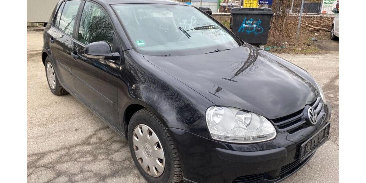 VW Golf 199.099 km 1.999 &euro; München 81929