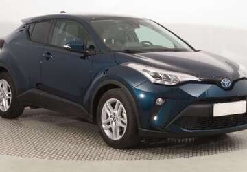Toyota C-HR 15.571 km 23.990 &euro; München 81673