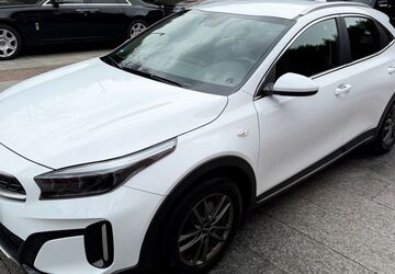 Kia XCeed 124.000 km 16.980 &euro; München 81827