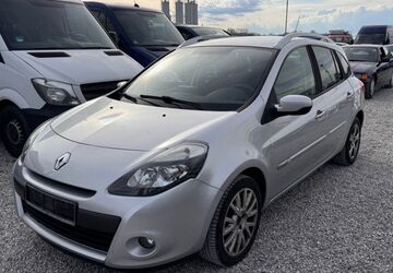 Renault Clio 220.000 km 1.990 &euro; München 81829