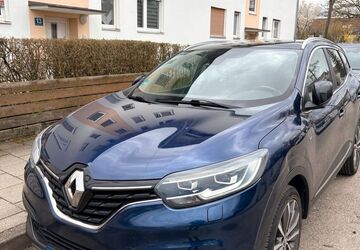 Renault Kadjar 198.000 km 9.900 &euro; germering 82110