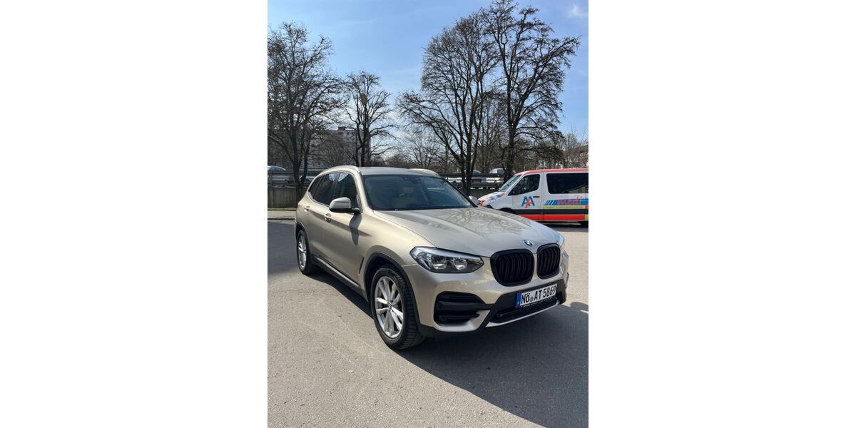 BMW X3 98.800 km 23.300 &euro; München 81475