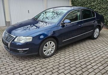 VW Passat 235.000 km 5.900 &euro; München 81539