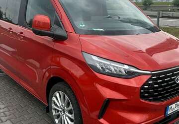 Ford Tourneo Custom 133.600 km 34.500 &euro; München, Landeshauptstadt 81543