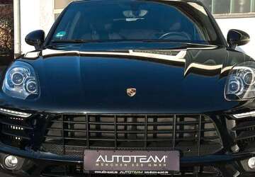 Porsche Macan 136.264 km 30.900 &euro; Egling 82544