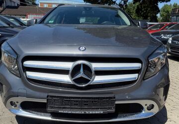 Mercedes-Benz GLA 250 102.854 km 11.500 &euro; München 81243