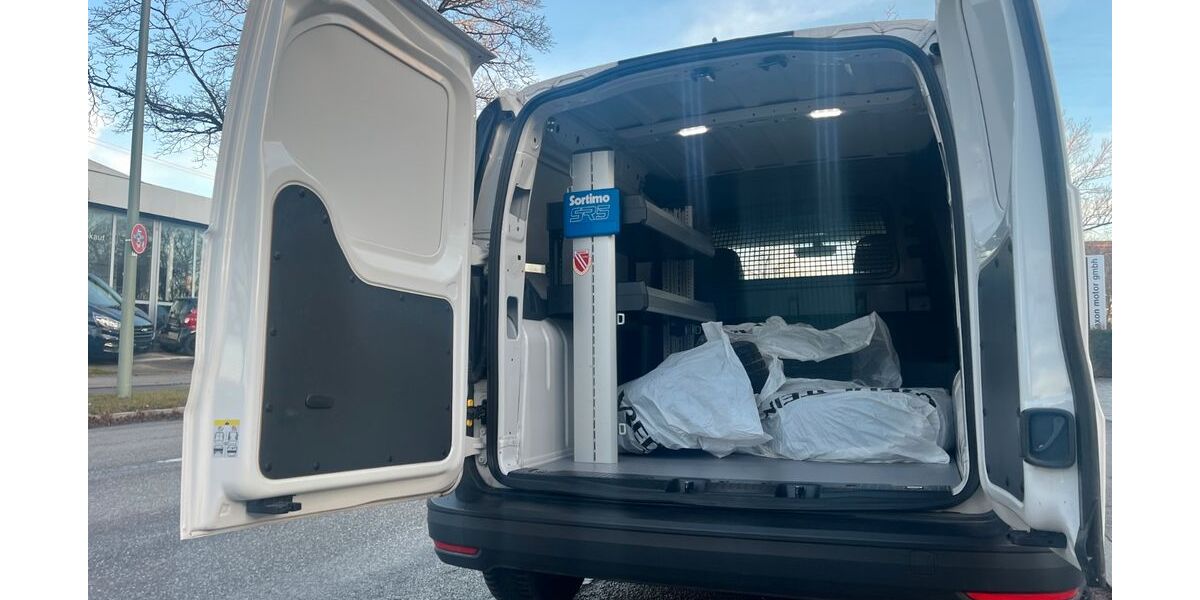 VW Caddy 119.900 km 15.770 &euro; München 81825