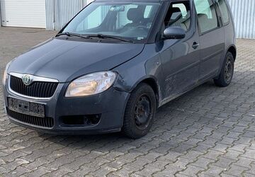 Skoda Roomster 277.373 km 590 &euro; München 81243