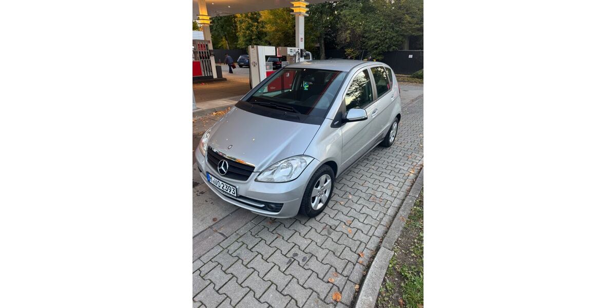 Mercedes-Benz A 160 168.000 km 3.200 &euro; München 80809