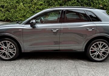 Audi Q3 4.000 km 37.980 &euro; München 81827
