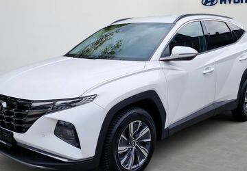 Hyundai TUCSON 12.250 km 30.580 &euro; München 81825