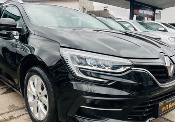 Renault Megane 121.000 km 12.500 &euro; München 81825