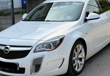 Opel Insignia 149.000 km 9.900 &euro; München 81827