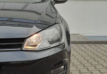 VW Golf 88.948 km 15.499 &euro; Aschheim 85609
