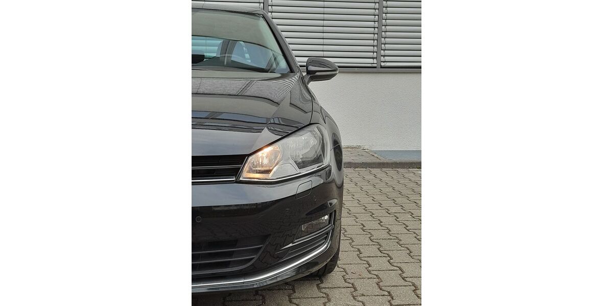 VW Golf 88.948 km 15.499 &euro; Aschheim 85609