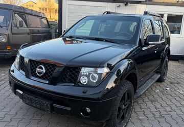Nissan Pathfinder 189.826 km 5.690 &euro; München 81243