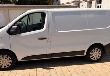 Renault Trafic 123.000 km 9.490 &euro; München 81369