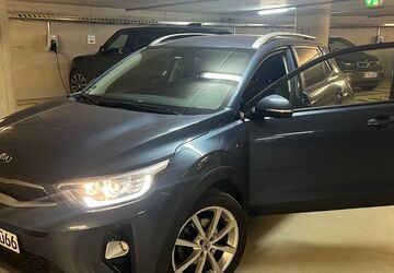 Kia Stonic 41.500 km 14.200 &euro; München 80798