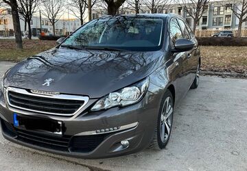 Peugeot 308 215.000 km 6.100 &euro; München 81737