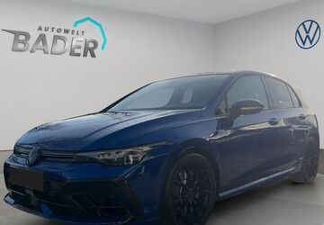 VW Golf 4.900 km 53.930 &euro; Wolfratshausen 82515