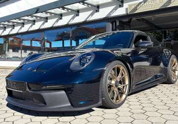 Porsche 992 1.900 km 218.900 &euro; Strasslach 82064