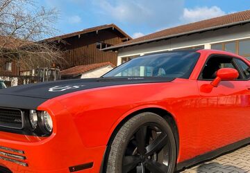 Dodge Challenger 50.000 km 120.000 &euro; Riemerling 85521
