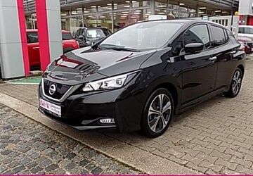 Nissan Leaf 34.021 km 17.560 &euro; München 81677