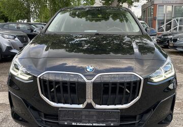 BMW 218 Active Tourer 155.000 km 17.950 &euro; München 81243