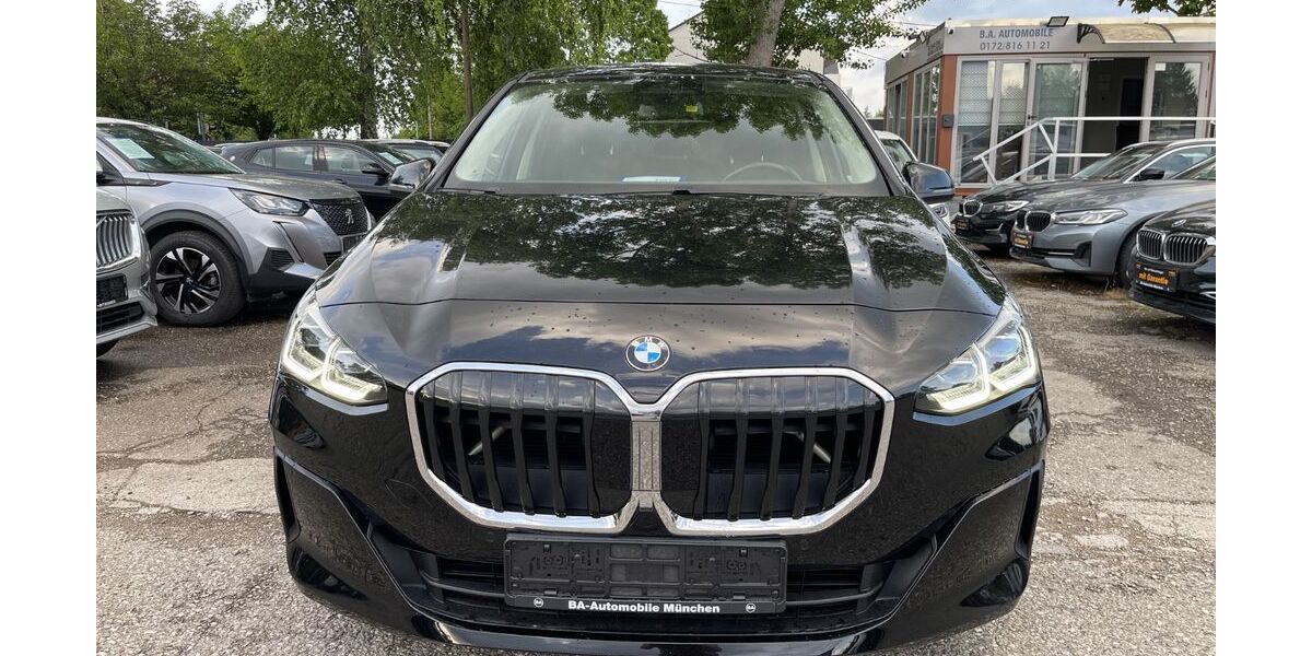 BMW 218 Active Tourer 155.000 km 17.950 &euro; München 81243