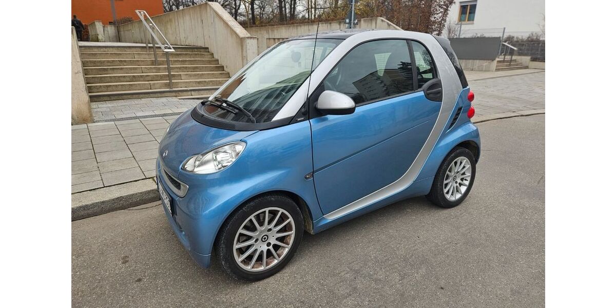 Smart ForTwo 59.990 km 6.500 &euro; München 81476