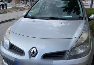 Renault Clio 193.000 km 2.299 &euro; München 80637