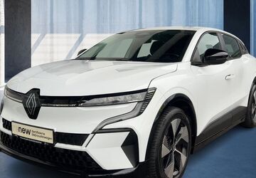 Renault Megane E-TECH 11.452 km 20.490 &euro; Unterschleißheim 85716