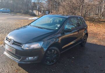 VW Polo 69.000 km 5.400 &euro; München 80939