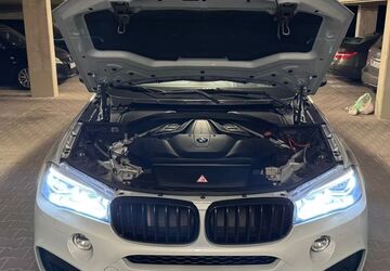 BMW X6 112.500 km 39.000 &euro; München 81547