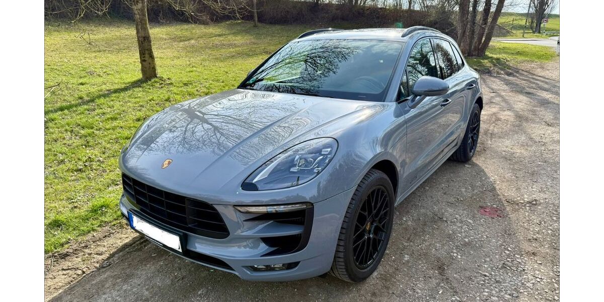 Porsche Macan 83.484 km 53.250 &euro; München 80639