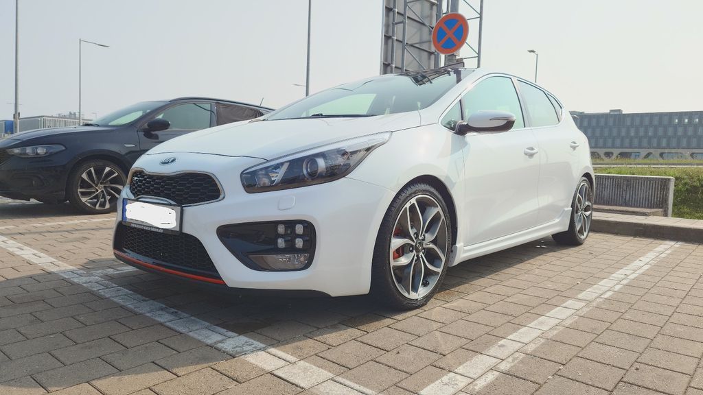 Kia ceed / Ceed 68.300 km 14.799 &euro; Oberding/Schwaig 85445