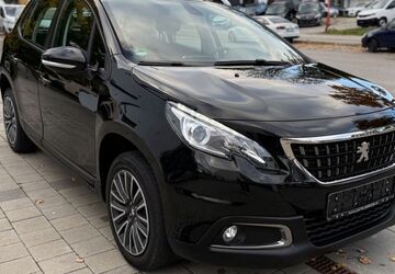 Peugeot 2008 58.000 km 10.450 &euro; München 81825