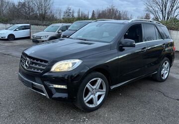 Mercedes-Benz ML 350 231.926 km 14.999 &euro; München 81245