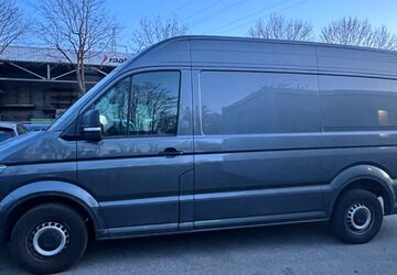 VW Crafter 161.454 km 17.990 &euro; München 81243