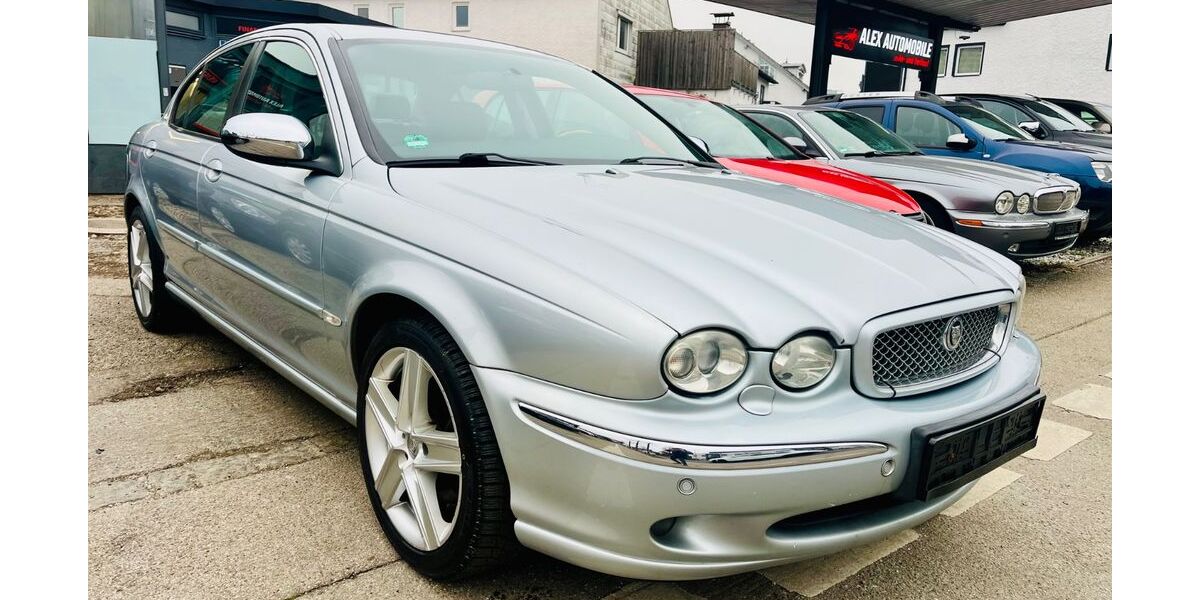 Jaguar X-Type 215.000 km 2.990 &euro; München 81825