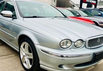 Jaguar X-Type 215.000 km 3.490 &euro; München 81825