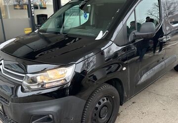 Citroen Berlingo 114.000 km 10.990 &euro; München 80939