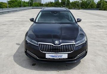 Skoda Superb 60.000 km 35.900 &euro; München 80686