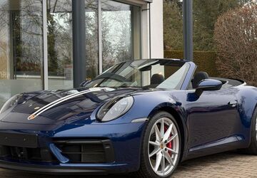 Porsche 992 12.356 km 179.900 &euro; Grünwald 82031
