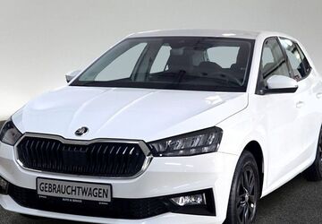 Skoda Fabia 24.400 km 17.960 &euro; München 80935