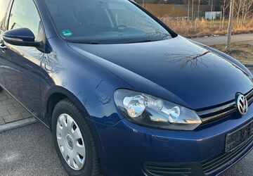 VW Golf 82.000 km 6.999 &euro; Höhenkirchen-Siegertsbrunn 85635